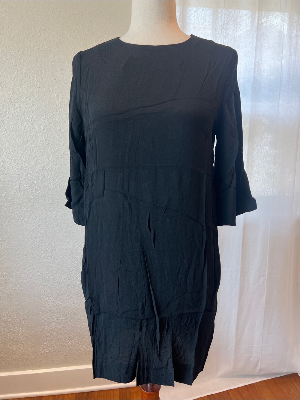 Olivaceous Black Mini Shift Dress with 1/2 Sleeves and Pockets. Size S. NWT